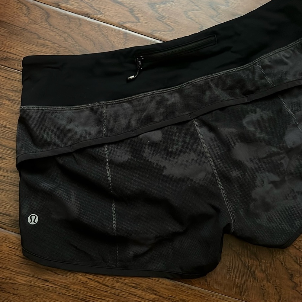 Lululemon running short size 8